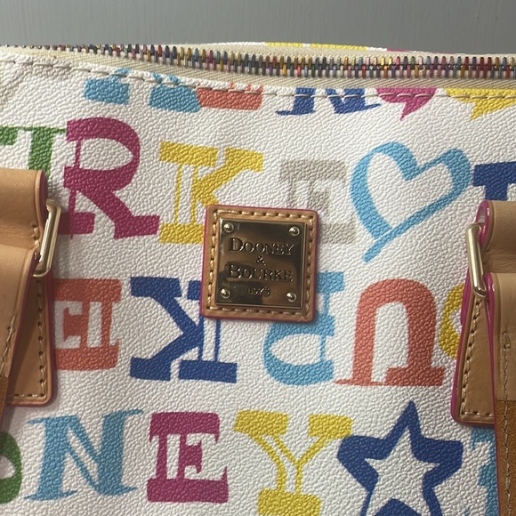 NWOT, Auth Dooney & Bourke large Bag/satchel, rainbow zipper, collectible - Picture 5 of 15